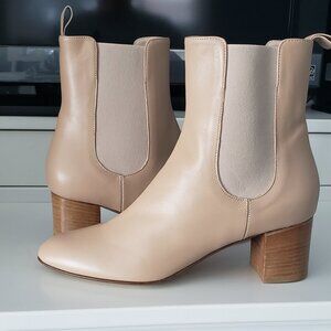 NWOB: Kahmune London Mila Ankle Bootie Size 9